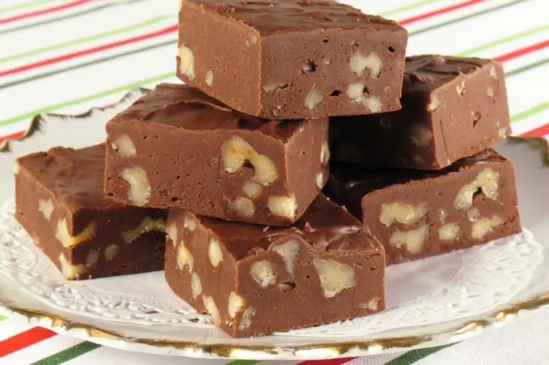 15 Festive Christmas Dessert Recipes For All The Family Hot Chocolate Fudge