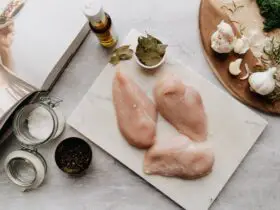 How Do I Cook a Stuffed Chicken Breast?