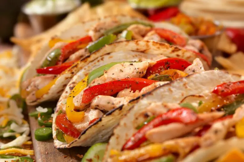 15 Juicy Mexican Chicken Breast Recipes To Make At Home Chili Chicken Fajitas